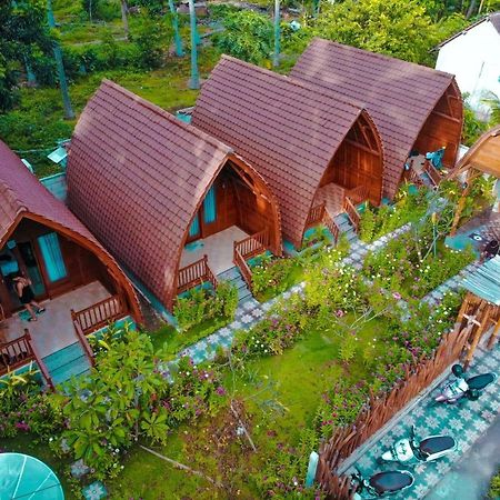 The Peace Arta Bungalow Batununggul Exteriér fotografie