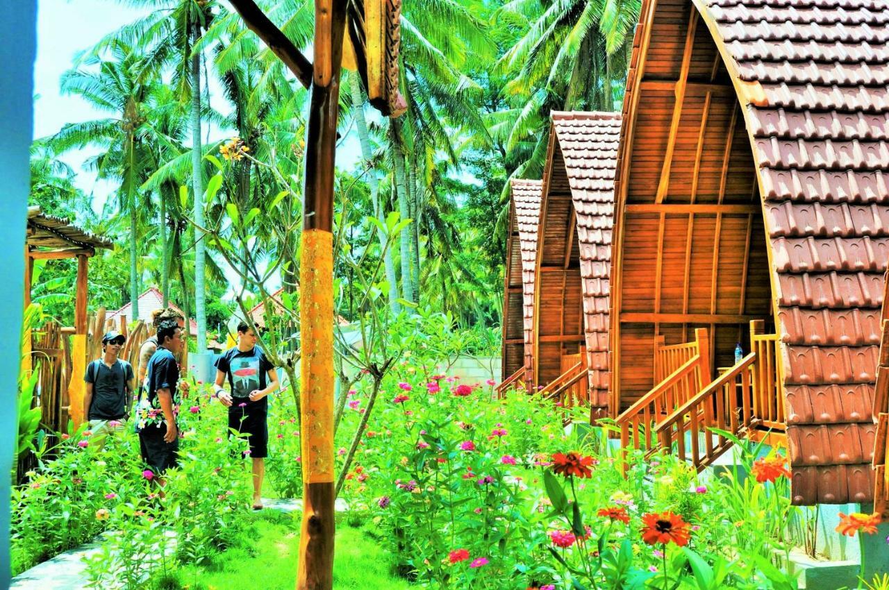 The Peace Arta Bungalow Batununggul Exteriér fotografie
